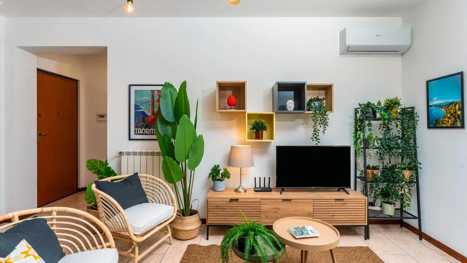 Home Centrum 2 Giarre
